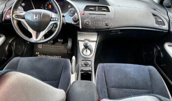 HONDA CIVIC 1.8 Executive VEZ. SZ.KÖNYV-PANORÁMATETŐ-TEMPOMAT-XENON-KITŰNŐ ÁLLAPOT!! teljes