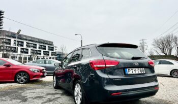 KIA CEE’D SW 1.6 GDI EX Prémium MAGYAR-VEZ.SZ.KÖNYV-KAMERA-ÜL.FŰTÉS-GYÁRI GARANCIA-66.000KM! teljes