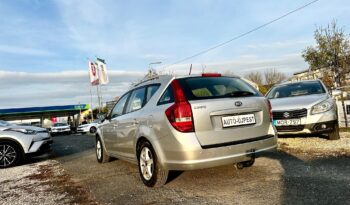 KIA CEE’D SW 1.6 TX EURO5 VEZ.SZ.KÖNYV-DIGITKLIMA-NAVI-TOL.KAMERA-ÜLÉSFŰTÉS-SÉR.MENTES !! teljes