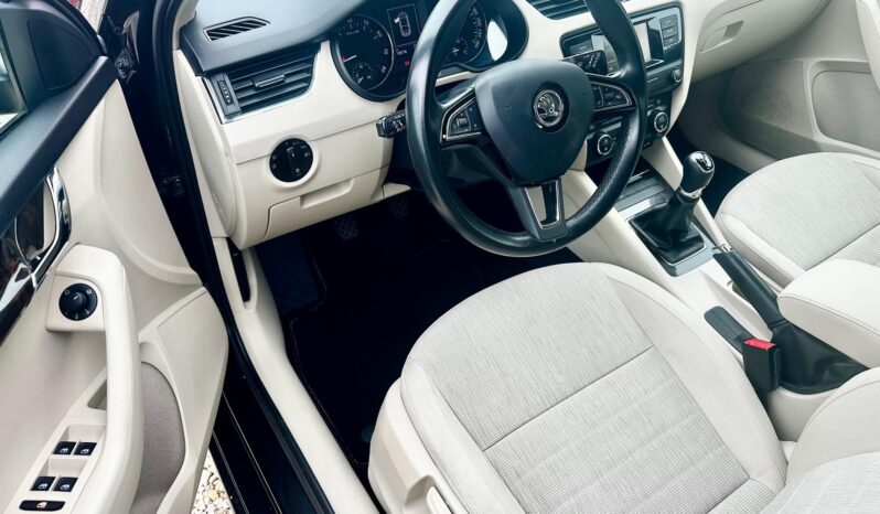 SKODA OCTAVIA 1.4 TSI Style MAGYAR-135eKM-KÉT TULAJDONOS-SÉRÜLÉSMENTES! teljes