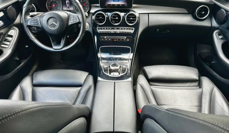 MERCEDES-BENZ C-OSZTÁLY C 200 9G-TRONIC teljes