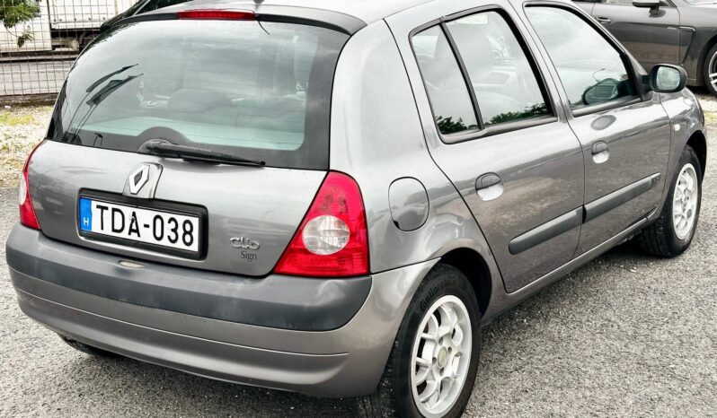 RENAULT CLIO 1.2 Azure VEZ.SZ.KÖNYV-KÉT TULAJDONOS-KLÍMA! teljes