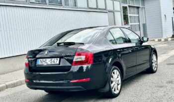SKODA OCTAVIA 1.4 TSI Style MAGYAR-135eKM-KÉT TULAJDONOS-SÉRÜLÉSMENTES! teljes