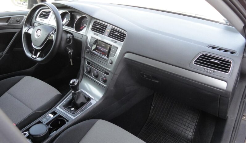 VOLKSWAGEN GOLF VII Variant 1.6 TDI BMT Comfortline Mo-i-109eKm-1 ÉV GARANCIÁVAL!! teljes
