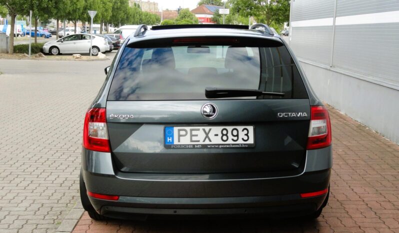SKODA OCTAVIA Combi 1.4 TSI Style DSG TEMPOMAT-ÜLÉSFŰTÉS-PANORÁMATETŐ-Mo-i-1 ÉV GARANCIÁVAL! teljes