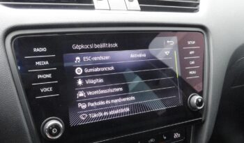 SKODA OCTAVIA Combi 1.4 TSI Style DSG TEMPOMAT-ÜLÉSFŰTÉS-PANORÁMATETŐ-Mo-i-1 ÉV GARANCIÁVAL! teljes