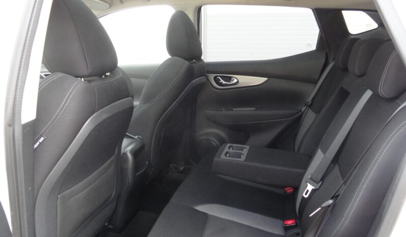 NISSAN QASHQAI 1.3 DIG-T N-Connecta NAVI-KAMERA-PANORÁMATETŐ-Mo-i-39eKm-1 ÉV GARANCIÁVAL! teljes