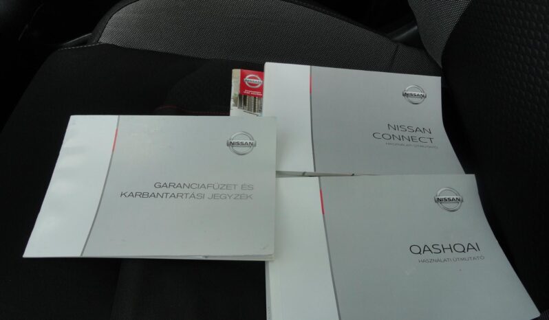 NISSAN QASHQAI 1.3 DIG-T N-Connecta NAVI-KAMERA-PANORÁMATETŐ-Mo-i-39eKm-1 ÉV GARANCIÁVAL! teljes