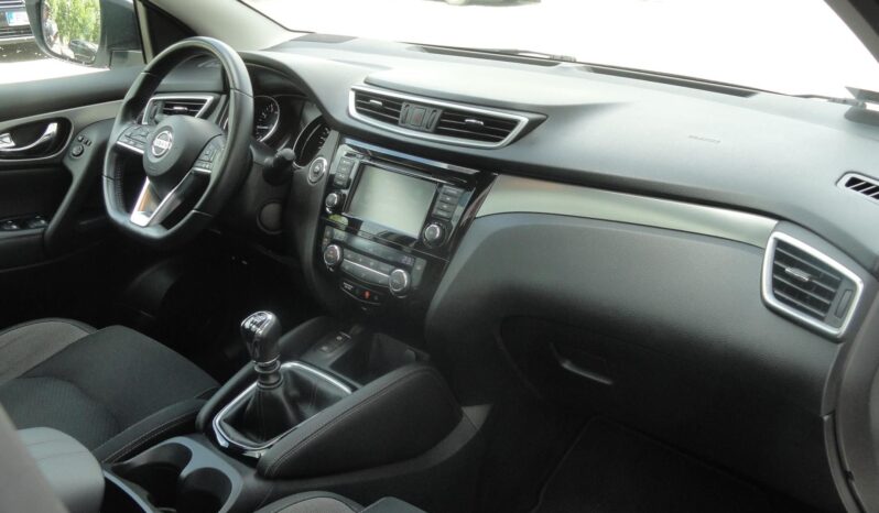 NISSAN QASHQAI 1.3 DIG-T N-Connecta NAVI-KAMERA-PANORÁMATETŐ-Mo-i-39eKm-1 ÉV GARANCIÁVAL! teljes
