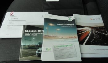 SKODA OCTAVIA Combi 1.4 TSI Style DSG TEMPOMAT-ÜLÉSFŰTÉS-PANORÁMATETŐ-Mo-i-1 ÉV GARANCIÁVAL! teljes