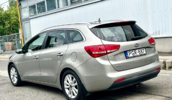 KIA CEE’D SW 1.6 GDI EX Prémium MAGYAR-EGY TULAJ-NAVIGÁCIÓ-KAMERA-FÉLBŐR BELSŐ! teljes