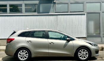 KIA CEE’D SW 1.6 GDI EX Prémium MAGYAR-EGY TULAJ-NAVIGÁCIÓ-KAMERA-FÉLBŐR BELSŐ! teljes