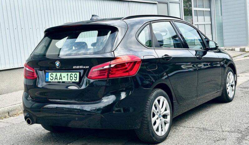 BMW 225xe Luxury (Automata) MAGYAR-VEZ.SZ.KÖNYV-50eKM-TEMPOMAT-TOL.RADAR-SÉRÜLÉSMENTES !!! teljes