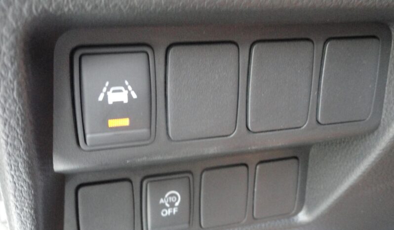 NISSAN QASHQAI 1.3 DIG-T N-Connecta NAVI-KAMERA-PANORÁMATETŐ-Mo-i-39eKm-1 ÉV GARANCIÁVAL! teljes