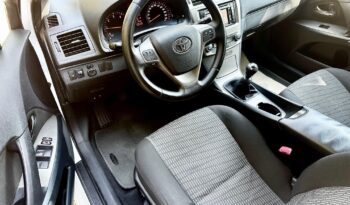 TOYOTA AVENSIS Wagon 2.0 D-4D Sol MAGYAR-KÉT TULAJ-KAMERA-NAVIGÁCIÓ teljes