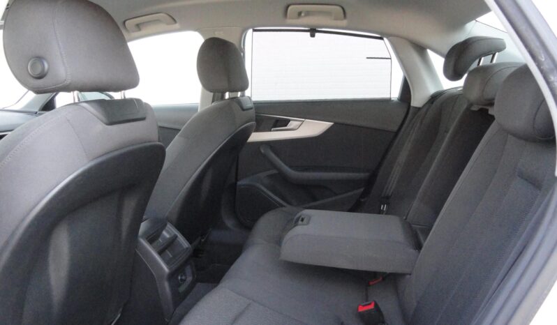 AUDI A4 35 TFSI Basis ÚJ MODELL-Mo-i-1 ÉV GARANCIÁVAL! teljes