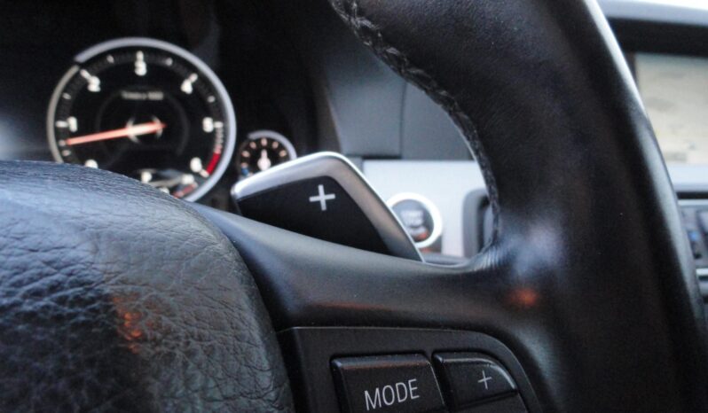 BMW 530d xDrive Touring (Automata) M-PACKET-BŐR-NAVI-F1-XENON-NAGYSZERVÍZ ELVÉGEZVE-221eKm!! teljes