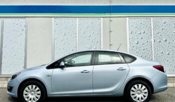 OPEL ASTRA J Sedan 1.6 Enjoy EURO6 MAGYAR-VEZ.SZ.KÖNYV-79eKM-KLIMA-TOLATÓRADAR-SÉR.MENTES ! teljes