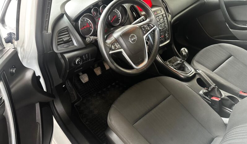 OPEL ASTRA J 1.6 Cosmo MAGYAR-VEZ.SZ.KÖNYV-KLIMA-TEMPOMAT-KITÜNŐ ÁLLAPOT !! teljes