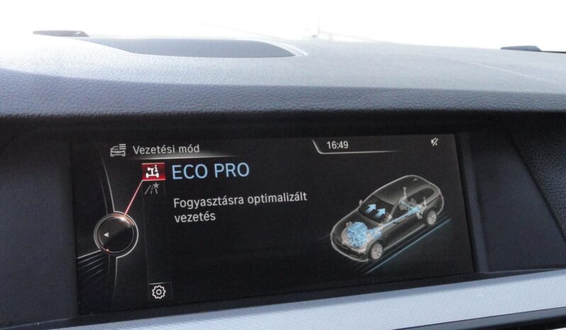 BMW 530d xDrive Touring (Automata) M-PACKET-BŐR-NAVI-F1-XENON-NAGYSZERVÍZ ELVÉGEZVE-221eKm! teljes