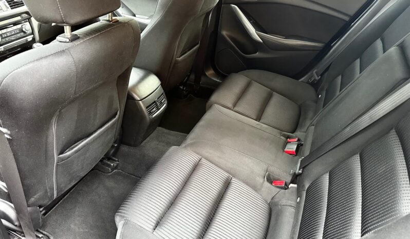 MAZDA 6 Sportkombi 2.2 CD Attraction MAGYAR-VEZ.SZ.KÖNYV-DIGIT KLIMA-PARKRADAR-ÜLÉSFŰTÉS !! teljes