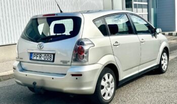 TOYOTA COROLLA VERSO 1.8 Linea Terra SZERVIZKÖNYV-KLIMA-ÜLÉSFŰTÉS-7SZEMÉLY-MEGKÍMÉLT ÁLLAPOT !! teljes