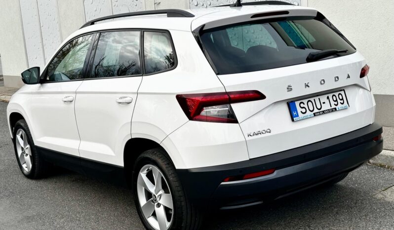 SKODA KAROQ 2.0 TDI SCR Style MAGYAR-VEZ.SZ.KÖNYV-93eKM-PARKRADAR-ÜLÉSFŰTÉS-MEGKÍMÉLT !! teljes