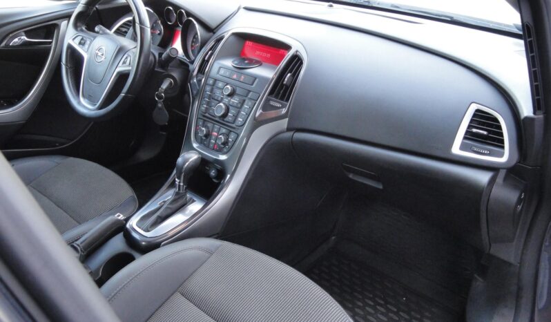 OPEL ASTRA J Sedan 1.6 T Cosmo (Automata) FÉLBŐR-TEMPOMAT-ÜLÉSFŰTÉS-XENON-Mo-i!! teljes