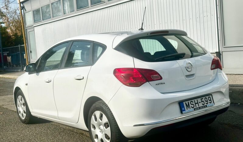 OPEL ASTRA J 1.6 Cosmo MAGYAR-VEZ.SZ.KÖNYV-KLIMA-TEMPOMAT-KITÜNŐ ÁLLAPOT !! teljes
