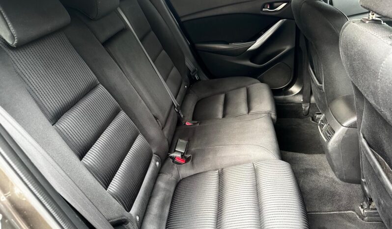 MAZDA 6 Sportkombi 2.2 CD Attraction MAGYAR-VEZ.SZ.KÖNYV-DIGIT KLIMA-PARKRADAR-ÜLÉSFŰTÉS !! teljes