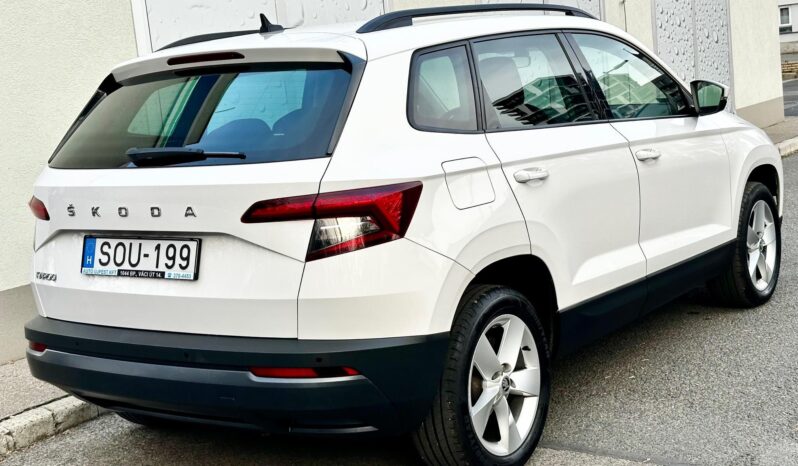 SKODA KAROQ 2.0 TDI SCR Style MAGYAR-VEZ.SZ.KÖNYV-93eKM-PARKRADAR-ÜLÉSFŰTÉS-MEGKÍMÉLT !! teljes