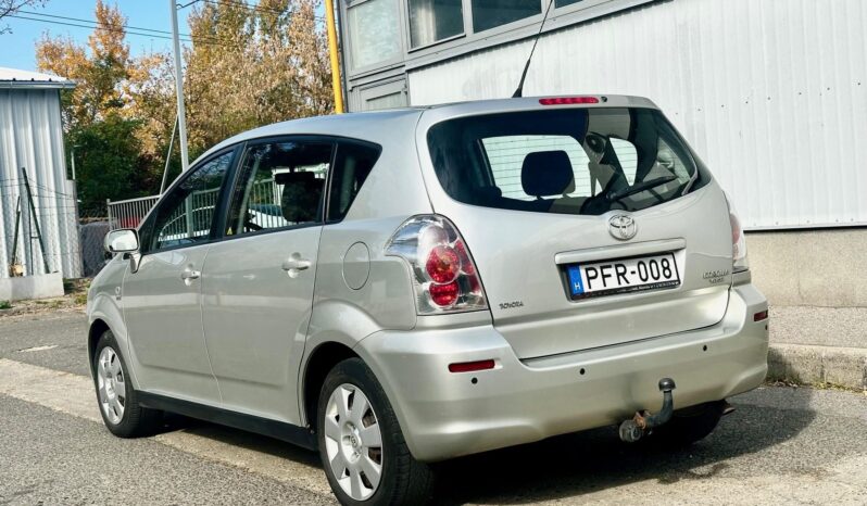 TOYOTA COROLLA VERSO 1.8 Linea Terra SZERVIZKÖNYV-KLIMA-ÜLÉSFŰTÉS-7SZEMÉLY-MEGKÍMÉLT ÁLLAPOT !! teljes