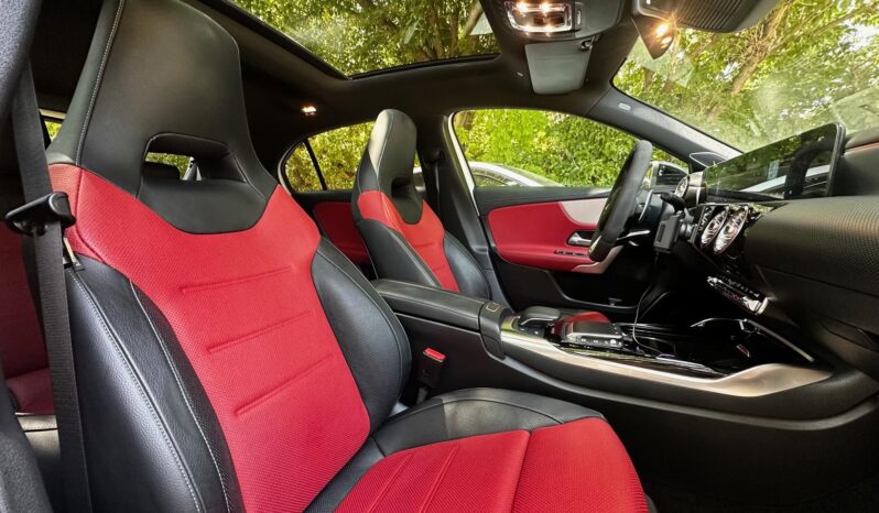 MERCEDES-AMG A 45 S 4Matic+ 8G-DCT MAGYARORSZÁGI-ELSŐ TULAJDONOS-FRISS SZERVIZ! teljes