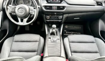 MAZDA 6 Sportkombi 2.2 CD Attraction MAGYAR-VEZ.SZ.KÖNYV-DIGIT KLIMA-PARKRADAR-ÜLÉSFŰTÉS !! teljes