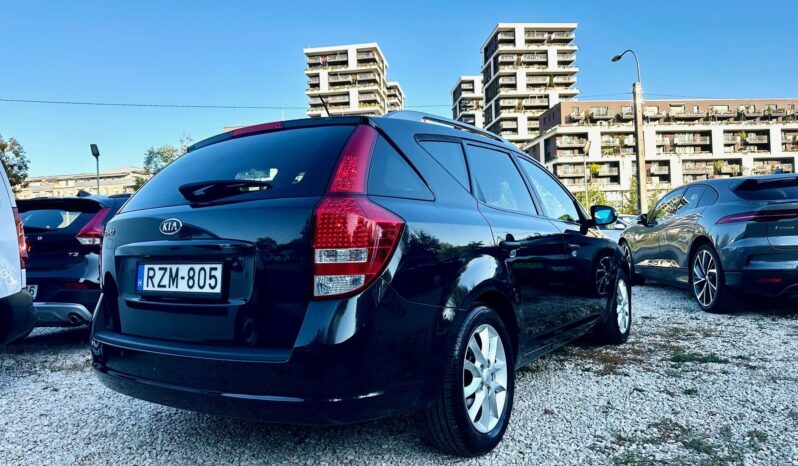 KIA CEE’D SW 1.6 EX Limited VEZ.SZ.KÖNYV-DIGIT.KLÍMA-ÜLÉSFŰTÉS-TEMPOMAT-VÉGIG SZERVIZELT! teljes