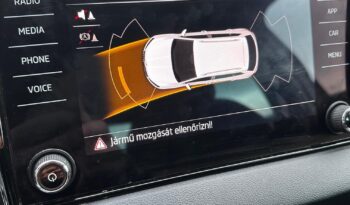 SKODA KAROQ 2.0 TDI SCR Style MAGYAR-VEZ.SZ.KÖNYV-93eKM-PARKRADAR-ÜLÉSFŰTÉS-GARANCIA! teljes