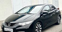 HONDA CIVIC 1.8 Sport VÉGIG VEZ.SZ.KÖNYV-TEMPOMAT-TOL.KAMERA-ÜLÉSFŰTÉS-HOLTTÉR!