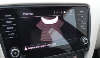 SKODA OCTAVIA 2.0 CR TDI SCR Style BEIGE BELSŐ-TEMPOMAT-LED-Mo-i-NAGYSZERVÍZ ELVÉGEZVE-1 ÉV GARANCIÁVAL!! teljes