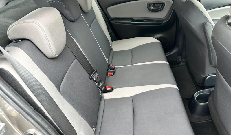 TOYOTA YARIS 1.5 VVT-i Hybrid Selection Smart Bronze e-CVT MAGYAR-VEZ.SZ.KÖNYV-34eKM-TOL.KAMERA-ÜLÉSFŰTÉS-ÚJSZERŰ ÁLLAPOT ! teljes