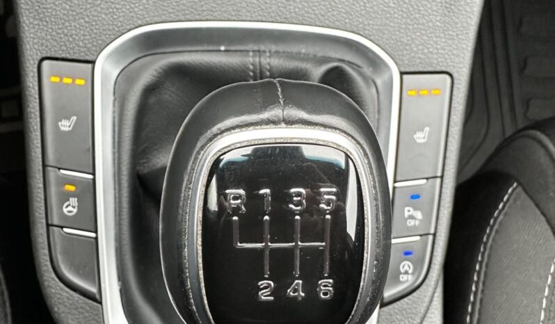 HYUNDAI I30 1.4 T-GDi Premium MAGYAR-VEZ.SZ.KÖNYV-89eKM-TOL.KAMERA-ÜLÉSFŰTÉS-NAVI-SÉR.MENTES !! teljes