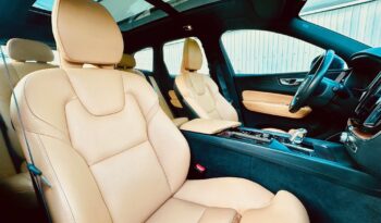 VOLVO XC60 2.0 [T8] Twin Engine Inscription AWD Geartronic MAGYAR-VEZ.SZ.KÖNYV-PANORÁMA-BÉZS BŐR-SZALON ÁLLAPOT-ÁFÁ-s !! teljes