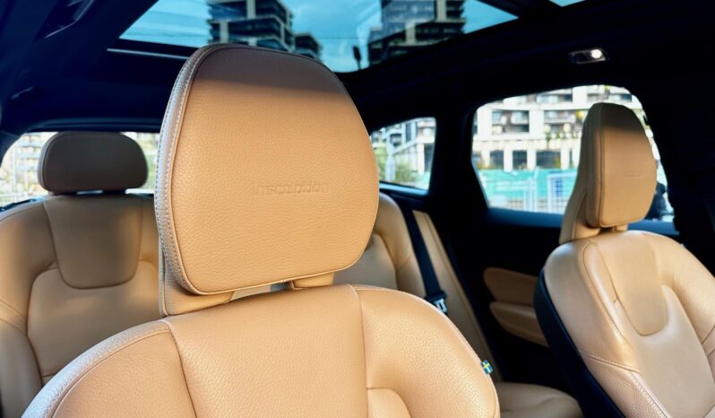 VOLVO XC60 2.0 [T8] Twin Engine Inscription AWD Geartronic MAGYAR-VEZ.SZ.KÖNYV-PANORÁMA-BÉZS BŐR-SZALON ÁLLAPOT-ÁFÁ-s !! teljes