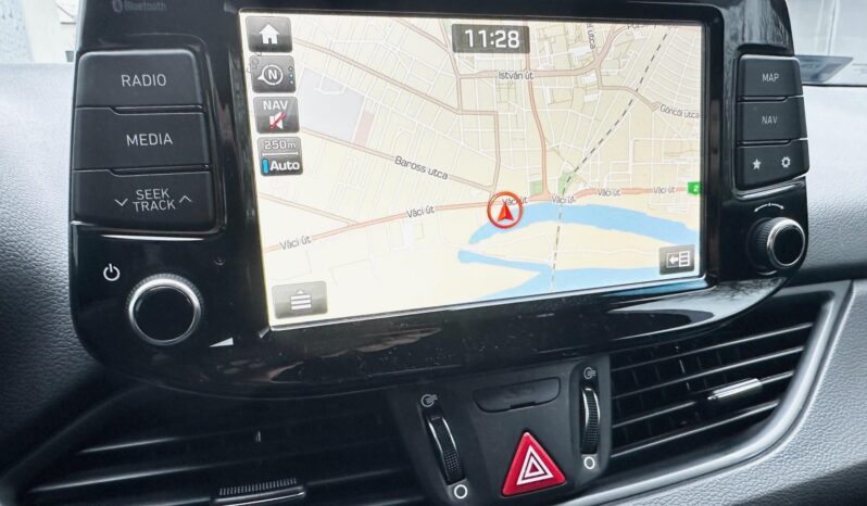 HYUNDAI I30 1.4 T-GDi Premium MAGYAR-VEZ.SZ.KÖNYV-89eKM-TOL.KAMERA-ÜLÉSFŰTÉS-NAVI-SÉR.MENTES !! teljes