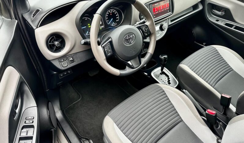 TOYOTA YARIS 1.5 VVT-i Hybrid Selection Smart Bronze e-CVT MAGYAR-VEZ.SZ.KÖNYV-34eKM-TOL.KAMERA-ÜLÉSFŰTÉS-ÚJSZERŰ ÁLLAPOT ! teljes