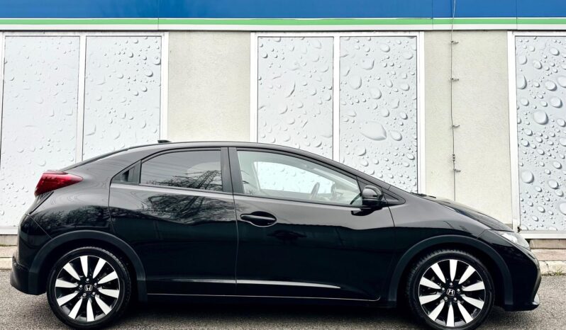 HONDA CIVIC 1.8 Sport VÉGIG VEZ.SZ.KÖNYV-TEMPOMAT-TOL.KAMERA-ÜLÉSFŰTÉS-HOLTTÉR! teljes