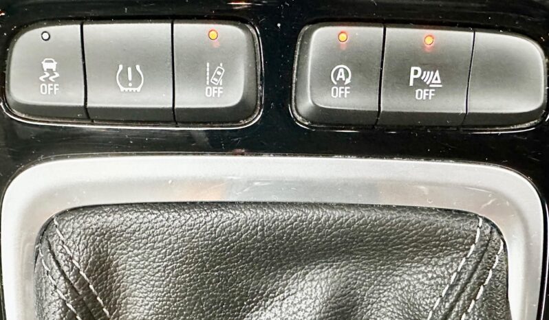 OPEL CROSSLAND 1.2 T Elegance MAGYAR-VEZ.SZ.KÖNYV-NAVI-TOL.KAMERA-ÜLÉSFŰTÉS-1 TULAJDONOS! teljes