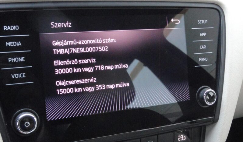 SKODA OCTAVIA 2.0 CR TDI SCR Style BEIGE BELSŐ-TEMPOMAT-LED-Mo-i-NAGYSZERVÍZ ELVÉGEZVE-1 ÉV GARANCIÁVAL!! teljes