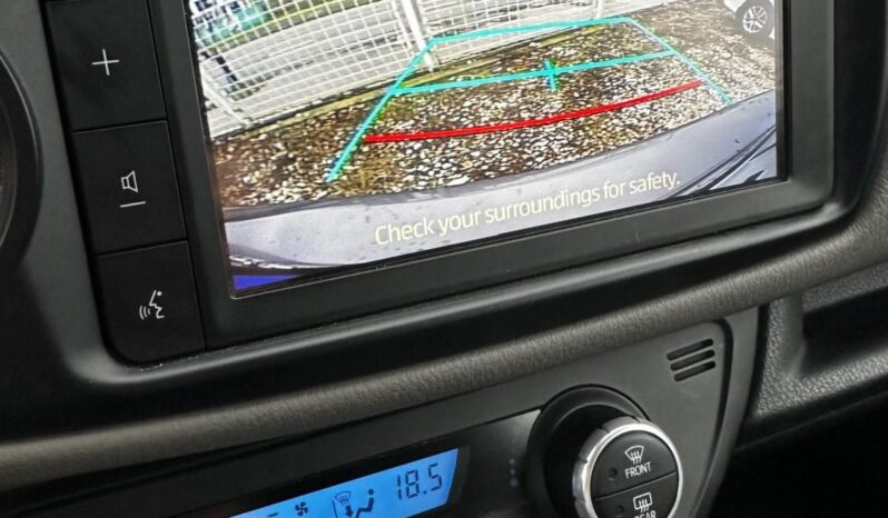 TOYOTA YARIS 1.5 VVT-i Hybrid Selection Smart Bronze e-CVT MAGYAR-VEZ.SZ.KÖNYV-34eKM-TOL.KAMERA-ÜLÉSFŰTÉS-ÚJSZERŰ ÁLLAPOT! teljes