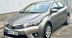 TOYOTA COROLLA Sedan 1.6 Lounge MAGYAR-VÉGIG MÁRKASZERVIZ-100eKM-2 TULAJDONOS-GARANCIA!