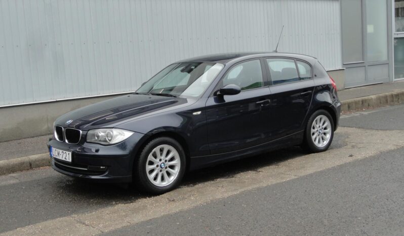BMW 116i XENON-ÜLÉSFŰTÉS-TEMPOMAT-Mo-i-136eKm!! teljes